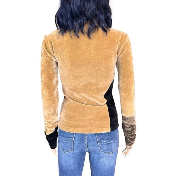 TheOpen Product Brown Paneled Velvet Button Up Top - Picture 7 of 9